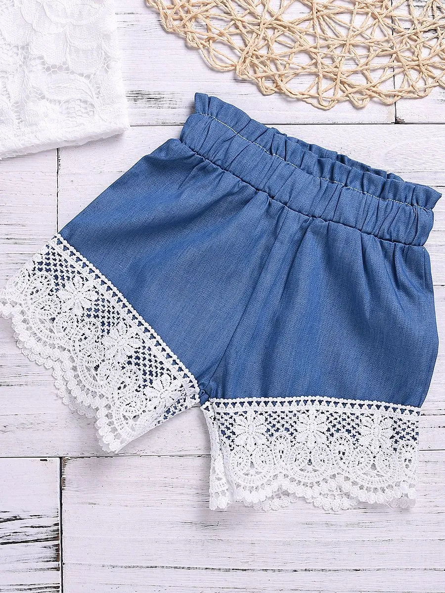 2-Piece Clothes Set White Pierced Flower T-shirt Lace-trimmed Short Pants