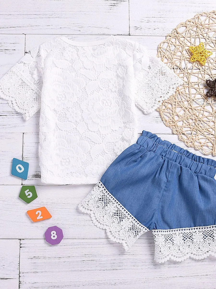 2-Piece Clothes Set White Pierced Flower T-shirt Lace-trimmed Short Pants