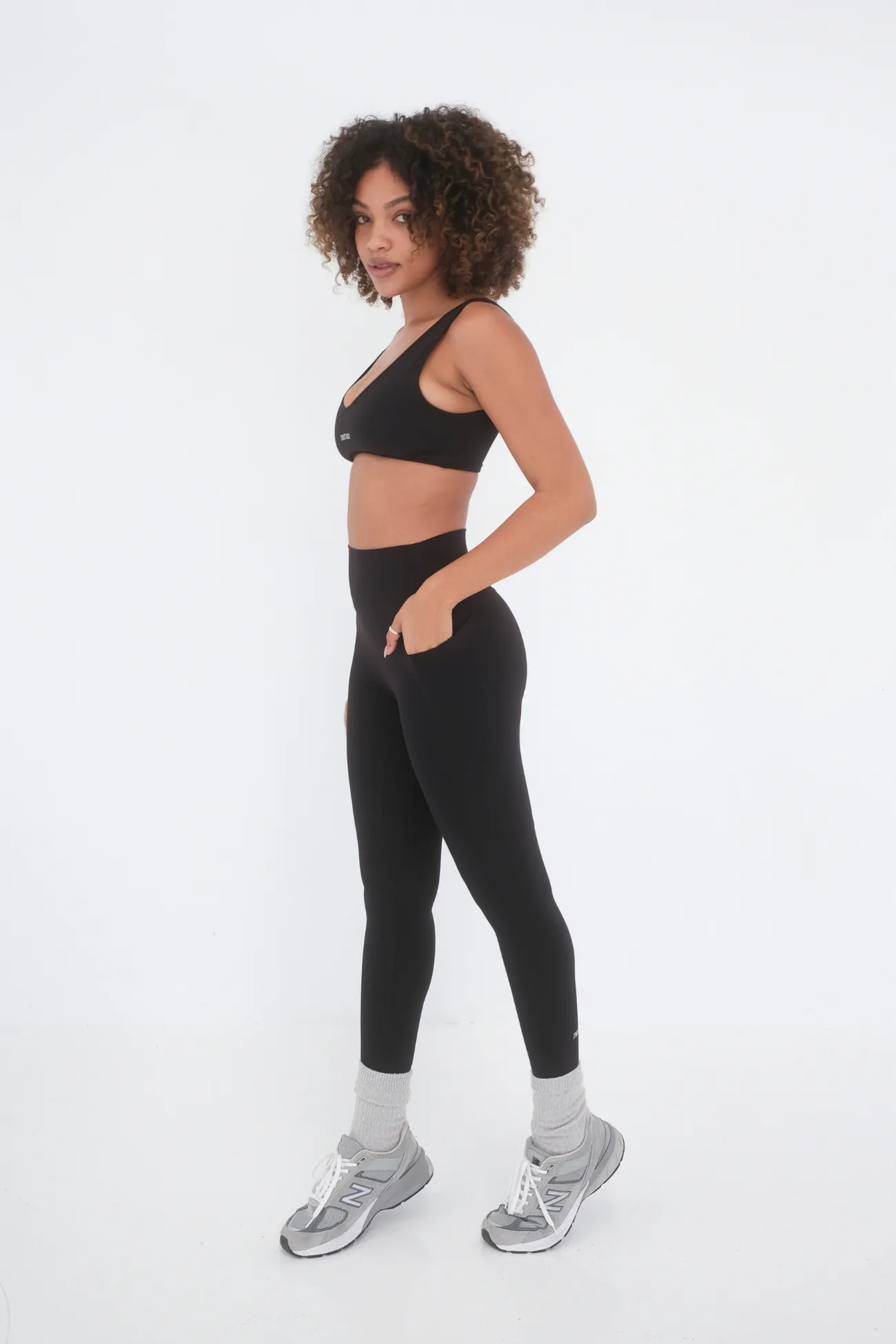 Alpine Pocket Leggings - Black