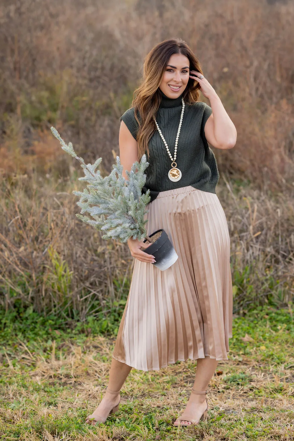 Chic Pleated Midi Skirt