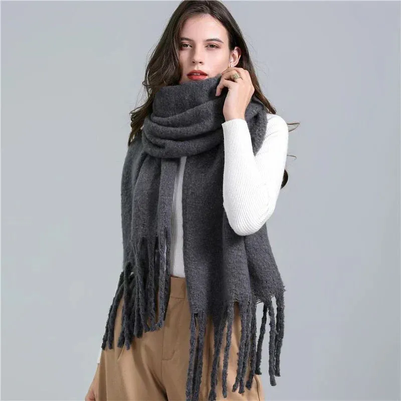 Elegant Long Knit Scarf with Fringes