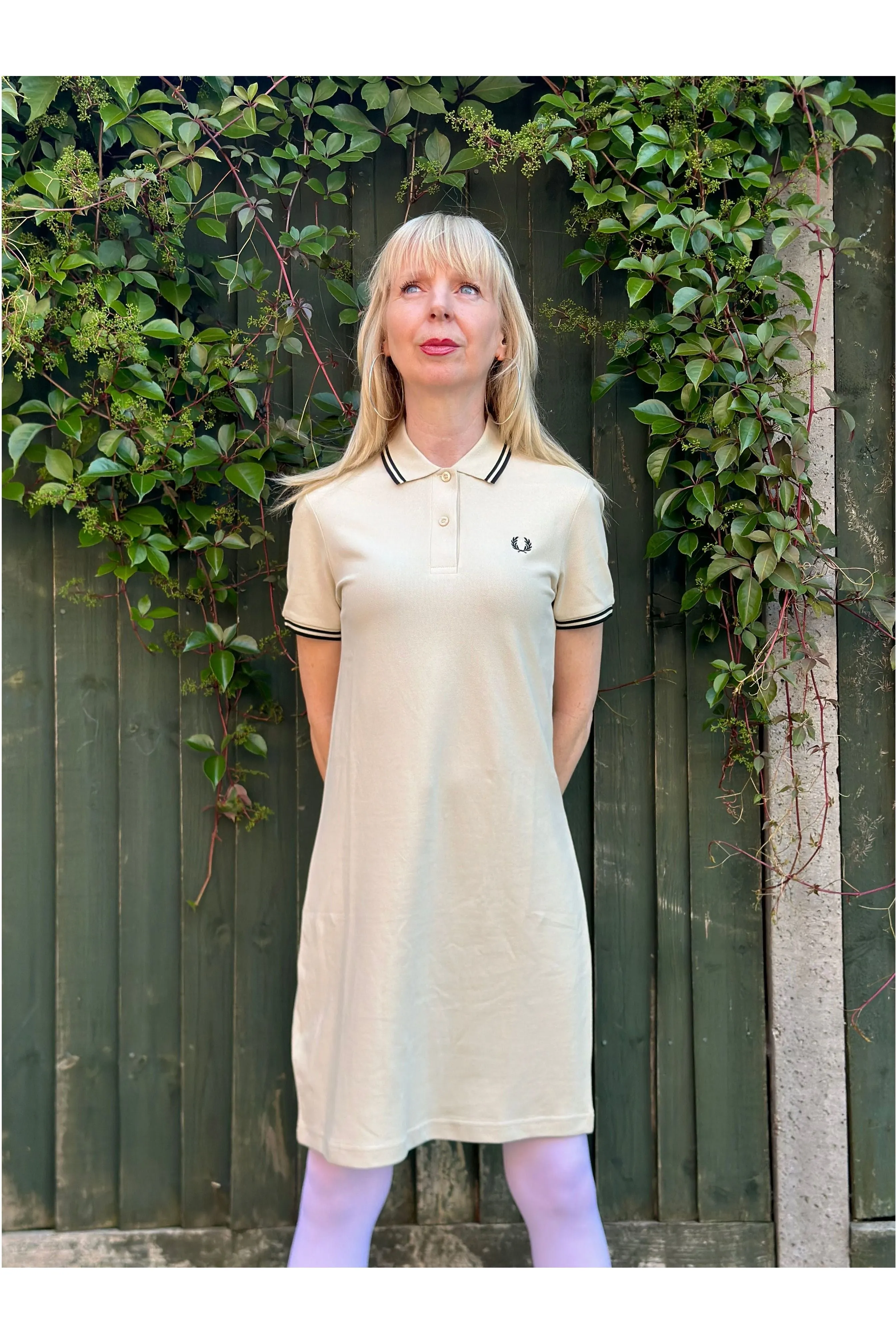 Fred Perry - Women's D3600 Twin Tipped Oatmeal - Dress