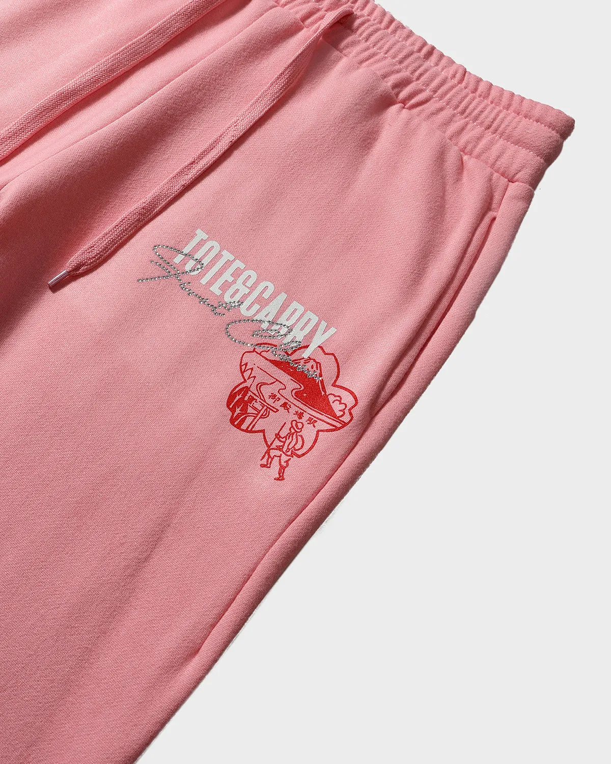 Globetrotter Hoodie & Sweats Set in Pink