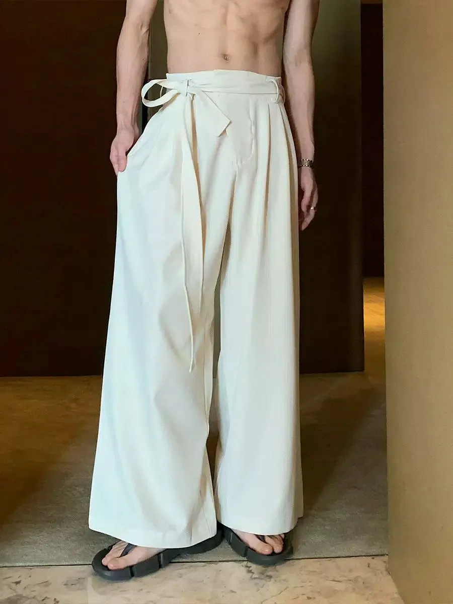 Hua Chic Belt Strap Trousers