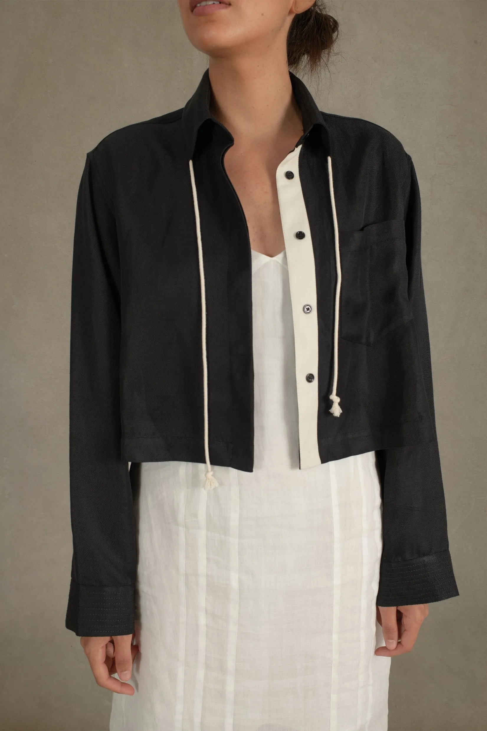 Léo Linen Cropped Jacket Black