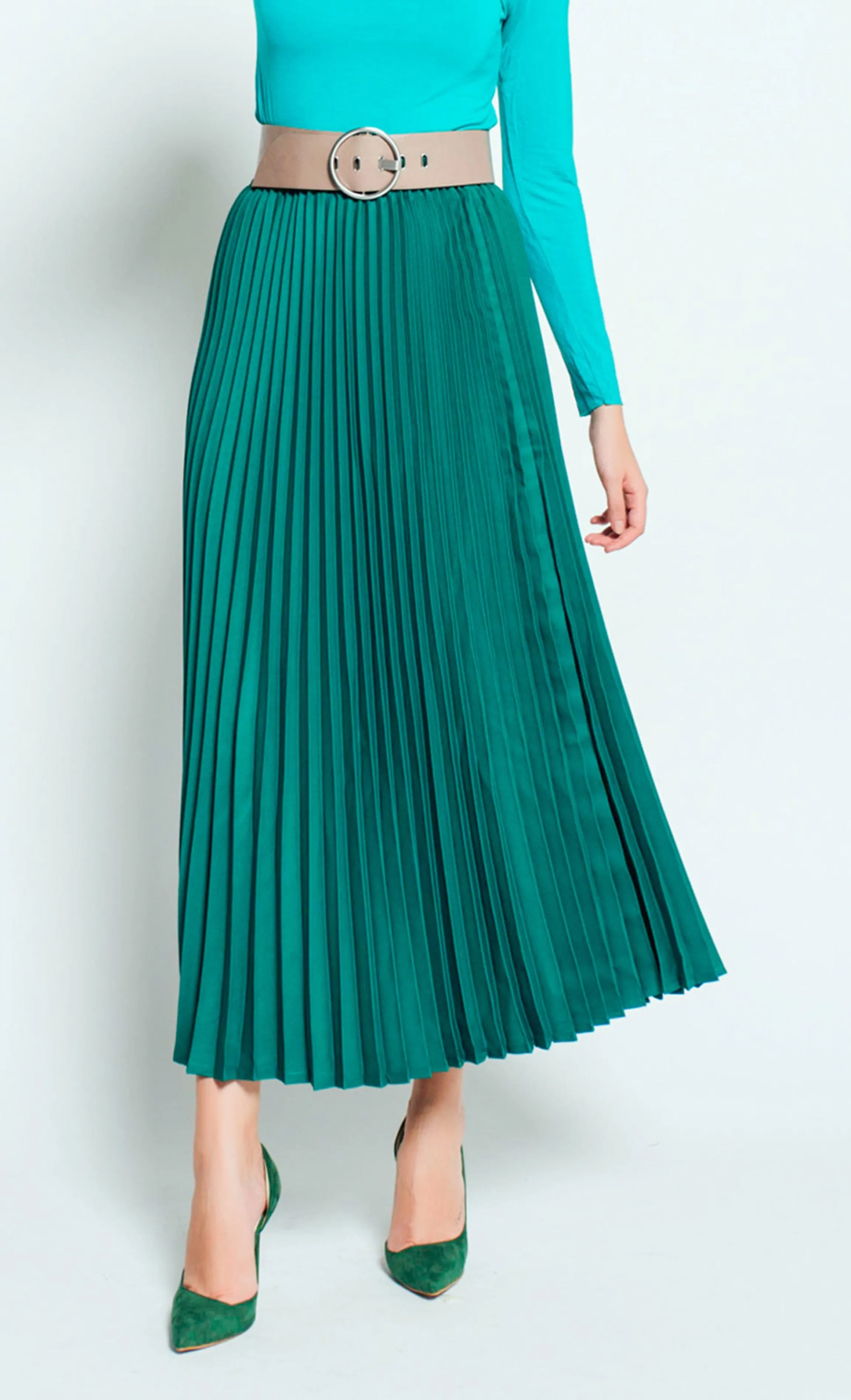 Olivia Pleated Skirt in Emerald Green