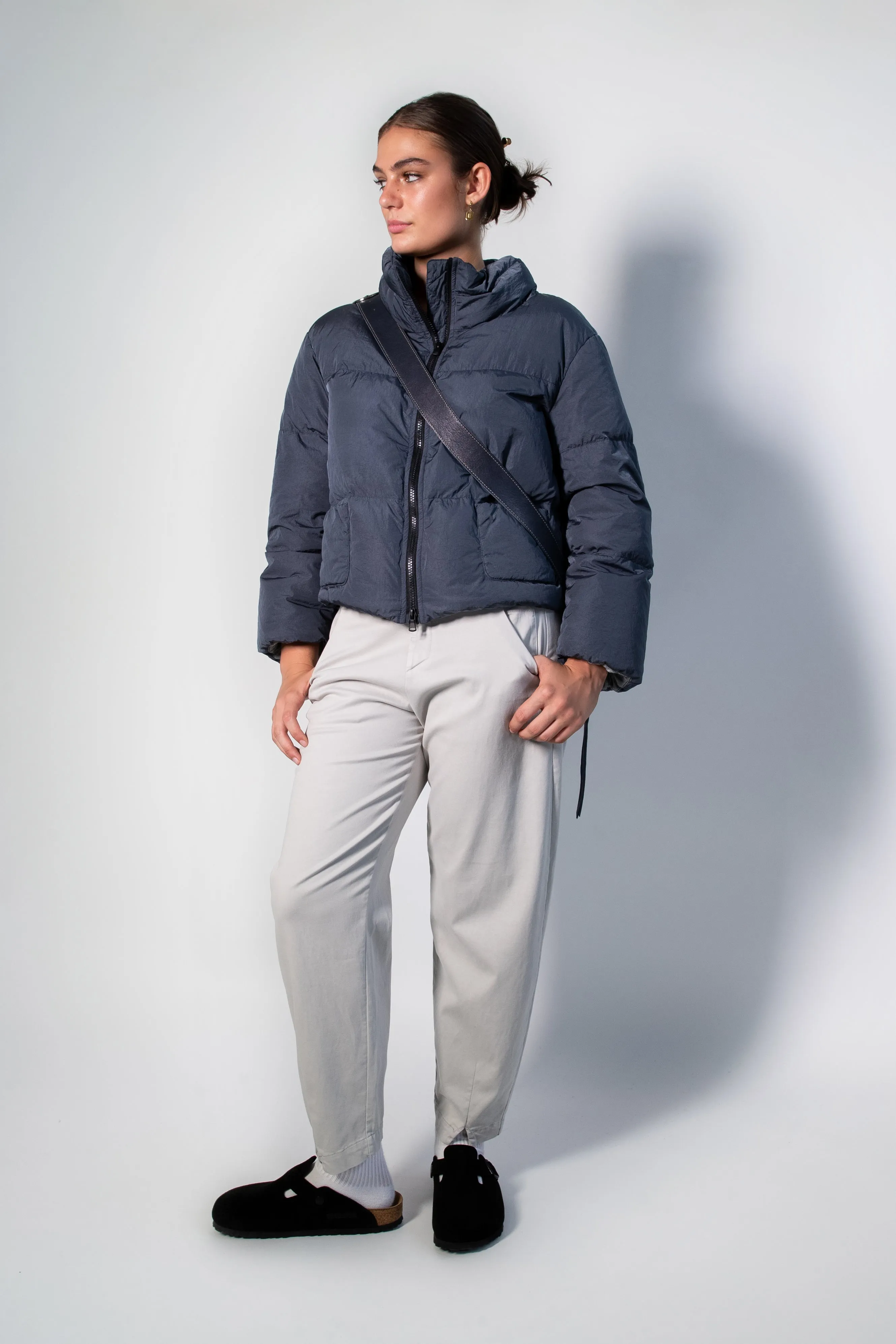 Transit Par Such cropped Puffer Jacket in Navy