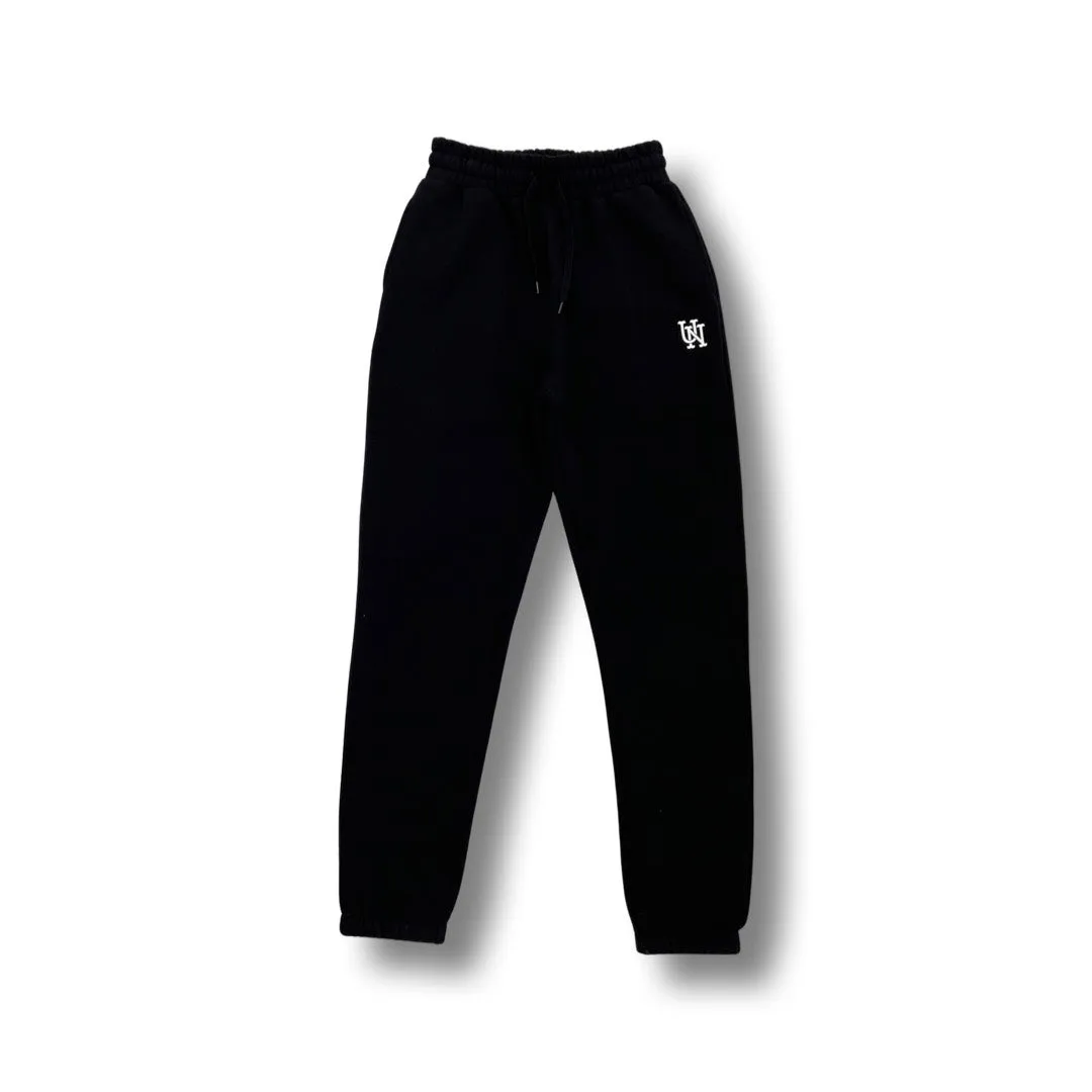 UN Stamp Riyadh Sweatpants - Black