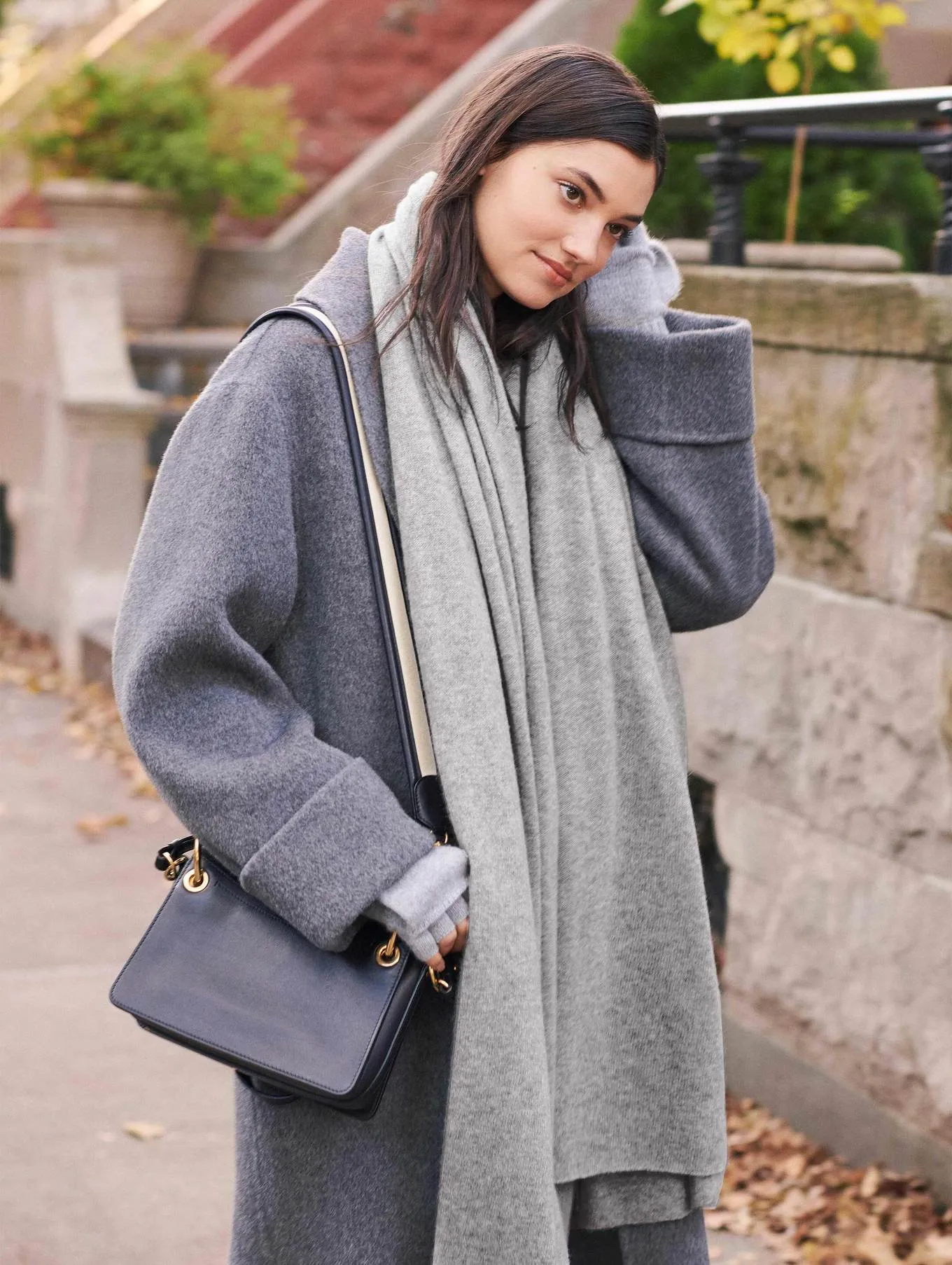 White & Warren Cashmere Travel Wrap